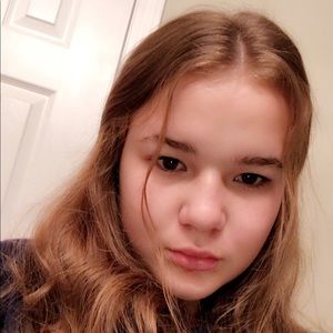 Meet your Posher, Ella